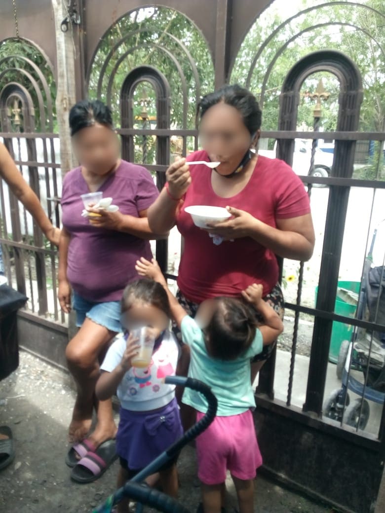 Hot lunches served to settlement kids